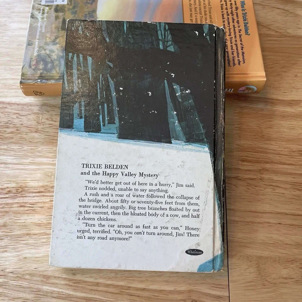Trixie Belden And the Happy Valley Mystery 9 by‎ Kathryn Kenny 1971 HC